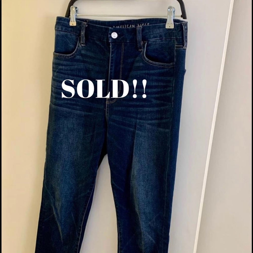 AE Highrise jeans size || 14